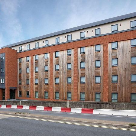 Travelodge High Wycombe Central Kültér fotó