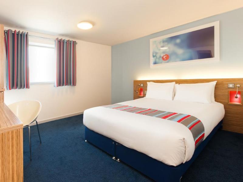 Travelodge High Wycombe Central Kültér fotó